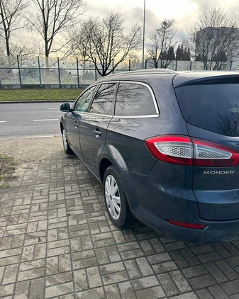 Ford Mondeo cena 25700 przebieg: 224000, rok produkcji 2013 z Legnica małe 29